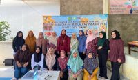 Gandeng Kader PKK Kace Timur, Dosen Unmuh Babel Bagikan Resep Sehat Ibu Hamil Lewat Madu dan Air Berkualitas