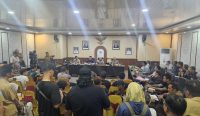 Status Timah Sitaan Menggantung Berbulan-bulan, Aliansi Tambang Rakyat Ngadu ke DPRD Babel