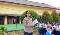 Pimpin Upacara di SMPN 1 Mentok, AKBP Helen Simanjuntak Beri Warning Keras soal Kenakalan Remaja