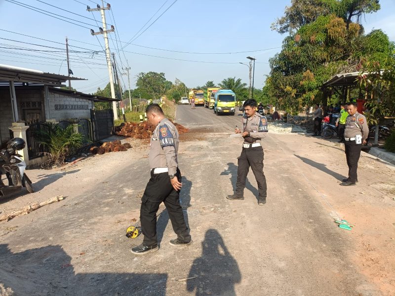 Polisi Ungkap Kronologi Kecelakaan Maut di Jalan Desa Perlang