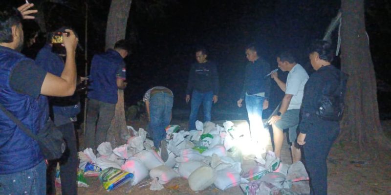 Tri Cakti dan Polres Belitung Gagalkan Penyelundupan 7,04 Ton Timah di Pantai Padang Kandis 