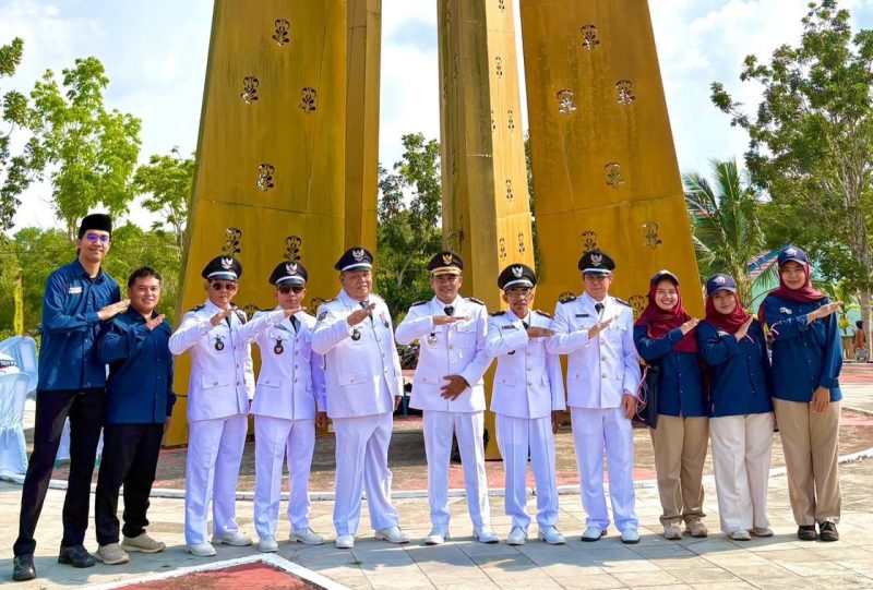 Semarak HUT ke-81 RI: IPB University dan Warga Batu Betumpang Menyatu dalam Kebersamaan