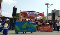 Penuh Warna dan Kreatif, Intip Keseruan Karnaval Desa Rajik dan Permis HUT Ke-81 RI