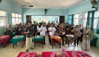 Dosen Unmuh Bangka Belitung Latih Guru Manfaatkan Games Edukasi Berbasis AI di Tempilang