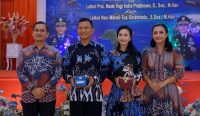 Letkol Pnb Made Yogi Serahkan Tongkat Komando ke Letkol Nav Maruli Tua