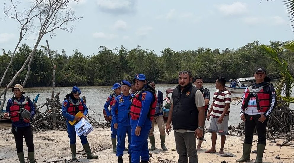 Polisi Tertibkan 70 Ponton Tambang di DAS Kerekai-Jade Bahrin