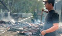 Kebakaran Hebat di Desa Cupat: 4 Rumah Rata dengan Tanah, Korban Syok hingga Pingsan