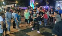 Gelak Tawa di Simpang Lima Toboali: Dari Permaian Yeye hingga Hula Hoop Hidupkan Kenangan Era 90-an