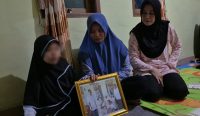 2 Hari Penantian, Tangis dan Doa Warnai Yasinan Keluarga Korban KM Virgo Transport 8 di Pangkalpinang