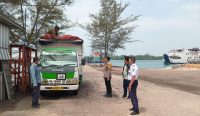 Polsek Badau Amankan Pengangkutan Batu Bara di Pelabuhan Tanjung Ru, Pastikan Sesuai SOP