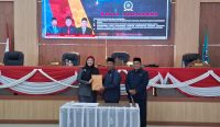 Geliatkan Ekonomi Lokal: Wabup Debby Sampaikan Raperda Strategis dan Ekraf di DPRD Basel