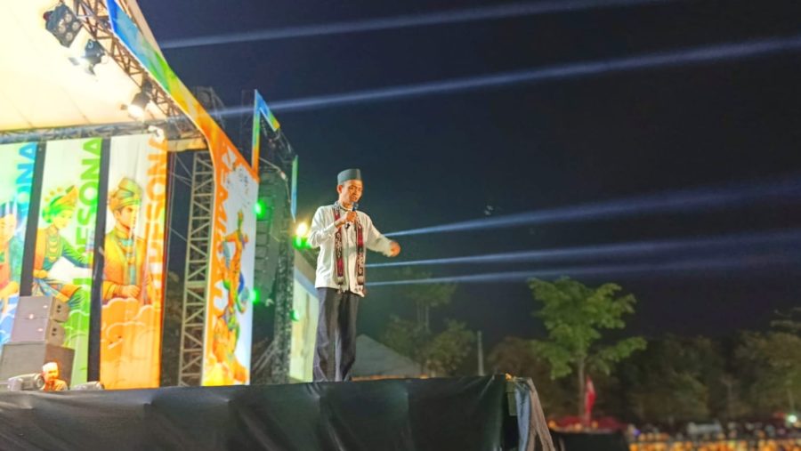 Lautan Warga Padati Sport Center Basel, UAS Ajak Masyarakat Tebar Kebaikan dan Meraih Keberkahan