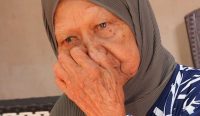Kisah Haru Ibu Marmah: Didatangi Bupati Beltim ke Rumah, Diberi Hadiah Ke Tanah Suci
