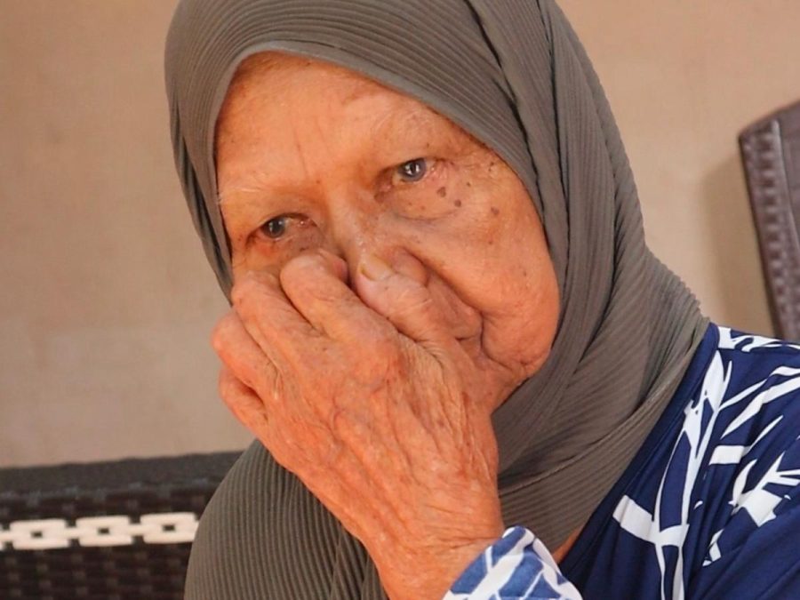 Kisah Haru Ibu Marmah: Didatangi Bupati Beltim ke Rumah, Diberi Hadiah Ke Tanah Suci