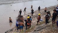 Bocah 4 Tahun Meninggal Terseret Arus saat Ambil Bendera di Sungai Jembatan 12