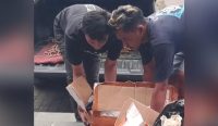 Polairud Gagalkan Pengiriman 9 Kardus Pasir Timah di Pelabuhan Tanjung Kalian, 3 Orang Diamankan