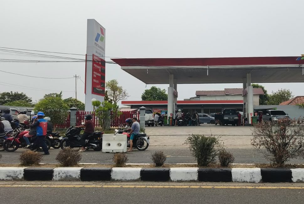 Polres Bangka Barat Bidik Pelaku Penimbunan BBM di Balik Antrean SPBU yang Mengular
