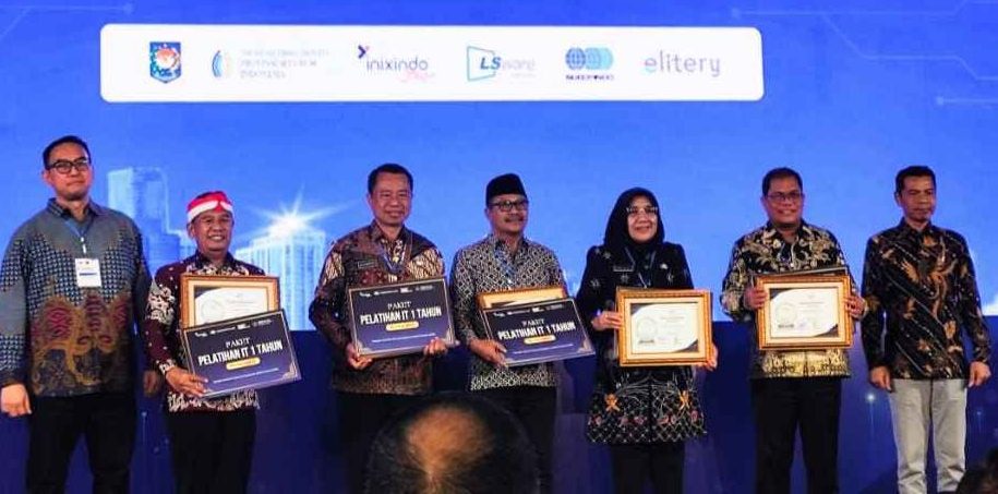 Sekda Bangka Tengah Raih Penghargaan ADLGA 2026 Kategori Orchestration Leadership