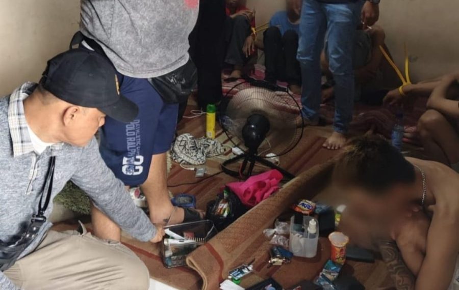 Detik-detik Polisi Gerebek Pesta Sabu di Sungailiat, 3 Pemuda Jadi Tersangka