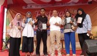Kekuatan Perintah Allah dalam Pesan Ayah dan Ibu: Rahasia Sukses Literasi Kang Maman