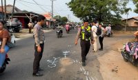 Gagal Belok, 3 Motor Terlibat Tabrakan Beruntun di Mentok: Satu Pengendara Luka Berat