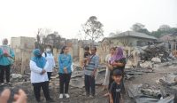 Bantu Korban Kebakaran Bangka Selatan, PKK dan GOW Babar Salurkan Material Bangunan dan Logistik