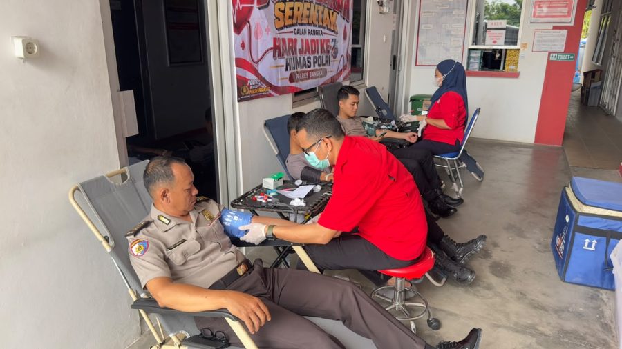 Sambut HUT ke-75 Humas Polri, Polres Bangka Gelar Bakti Sosial Donor Darah