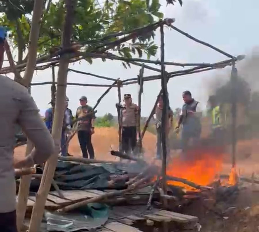 Polisi Ringkus Pengedar di Toboali, Pondok Transaksi Sabu Dibakar