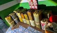 Polisi Ungkap Pengangkutan Solar Ilegal di Desa Semulut, Pelaku dan Mobil Carry Diamankan