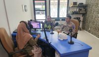 Sapa Warga Lewat Radio, Polres Belitung Ajak Pengendara Tertib Lalu Lintas di Operasi Patuh Menumbing 2026