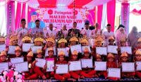 Hadiri Khataman Al-Qur'an TPA Al-Furqan, Wabup Debby: Jadikan Al-Qur'an Bekal Pembentuk Akhlak Mulia