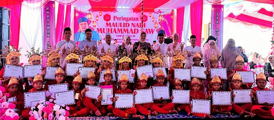 Hadiri Khataman Al-Qur'an TPA Al-Furqan, Wabup Debby: Jadikan Al-Qur'an Bekal Pembentuk Akhlak Mulia